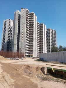Image of 745 Sq.ft 3 BHK Apartment / Flat for sale in Diplomats Golf Link, Sector 110, Gurgaon for Rs. 7900000