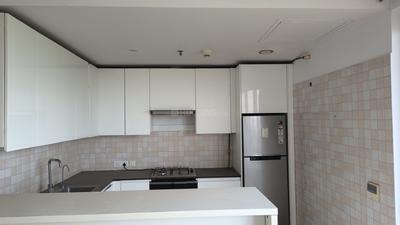 Kitchen Image of 1380 Sq.ft 2 BHK Apartment / Flat for rent in Supertech Supernova, Sector 94 Noida for Rs. 54500