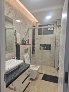 Bathroom Image of 2000 Sq.ft 5 BHK Apartment / Flat for sale in Bajoral Khurd Solan for Rs. 14000000