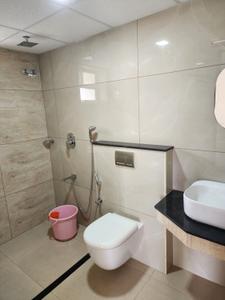 Bathroom Image of 1800 Sq.ft 3 BHK Apartment / Flat for rent in Anayara Thiruvananthapuram for Rs. 40000
