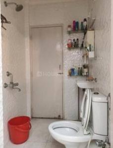 Bathroom Image of 4000 Sq.ft 7 BHK Villa for sale in Santoshpur Kolkata for Rs. 27500000
