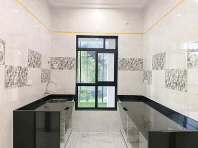 Kitchen Image of 654 Sq.ft 1 BHK Apartment / Flat for sale in Venus Skky City, Sandap Gaon Thane for Rs. 4400000