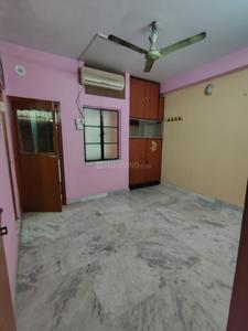 Bedroom Image of 800 Sq.ft 2 BHK Independent House for rent in Raj Mukti, New Alipore Kolkata for Rs. 15500