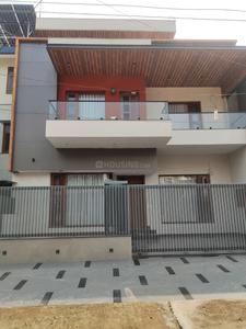 5 BHK Independent House