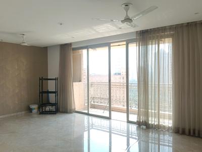 Living Room Image of 1800 Sq.ft 4 BHK Apartment / Flat for rent in Lake Enclave, Hiranandani Estate Thane for Rs. 145000