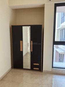 Bedroom Image of 960 Sq.ft 2 BHK Apartment / Flat for sale in Thane West Thane for Rs. 15000000