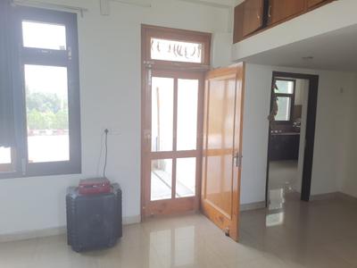 Bedroom Image of 1800 Sq.ft 2 BHK Independent House for rent in Channi Himmat Jammu for Rs. 24000