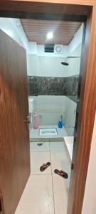 Bathroom Image of 955 Sq.ft 3 BHK Apartment / Flat for sale in Kohefiza Bhopal for Rs. 7000000