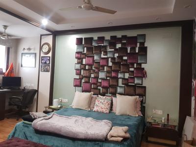 Bedroom Image of 2700 Sq.ft 4.5 BHK Duplex for sale in Saket New Delhi for Rs. 72500000
