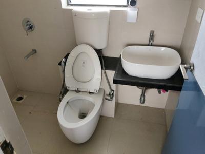 Image of 1100 Sq.ft 2 BHK Apartment / Flat for rent in Godrej Green Glades, Jagatpur, Ahmedabad for Rs. 30000