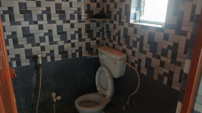 Bathroom Image of 498 Sq.ft 1 BHK Apartment / Flat for rent in Keshtopur Kolkata for Rs. 7141