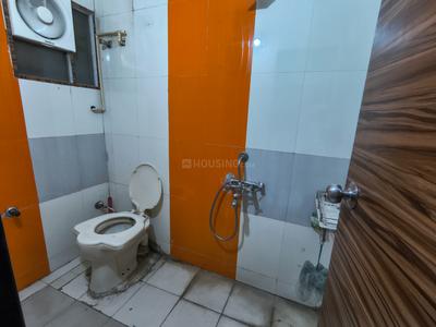 Bathroom Image of 970 Sq.ft 2 BHK Apartment / Flat for sale in Subhanpura Vadodara for Rs. 3800000