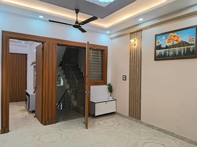 Living Room Image of 1300 Sq.ft 3 BHK Builder Floor for sale in Indirapuram Ghaziabad for Rs. 10000000