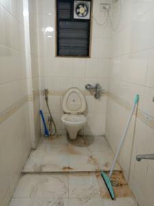 Common Bathroom Image of 1560 Sq.ft 3 BHK Apartment / Flat for sale in Magarpatta Cosmos Apartment, Magarpatta City Pune for Rs. 24000000