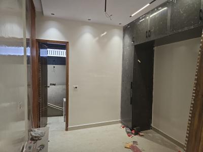 Bedroom Image of 1300 Sq.ft 3 BHK Apartment / Flat for sale in Paschim Vihar New Delhi for Rs. 21000000