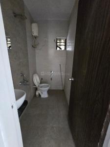 Bathroom Image of 1550 Sq.ft 3 BHK Apartment / Flat for rent in Harni Vadodara for Rs. 18000