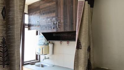 Kitchen Image of 270 Sq.ft 1 RK Apartment / Flat for rent in Emaar Emerald Floors Premier, Sector 65 Gurgaon for Rs. 14000