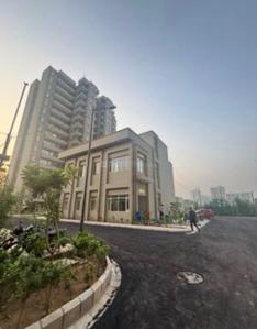 Image of 645 Sq.ft 3 BHK Apartment / Flat for rent in Pyramid Infinity, Southern Peripheral Road, Gurgaon for Rs. 30000