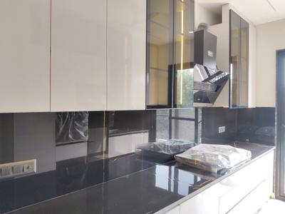 Kitchen Image of 1800 Sq.ft 3 BHK Builder Floor for sale in Ansal Versalia, Sector 67 Gurgaon for Rs. 21000000
