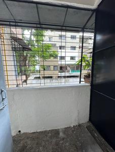 Balcony Image of 650 Sq.ft 1 BHK Apartment / Flat for rent in Kothrud Pune for Rs. 17000