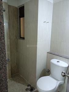 Bathroom Image of 710 Sq.ft 3 BHK Apartment / Flat for rent in Sushrut Saujanya, Amraiwadi Ahmedabad for Rs. 14000