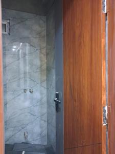 Common Bathroom Image of 1050 Sq.ft 2 BHK Apartment / Flat for sale in Capital Metro Heights 2, Sector 72 Noida for Rs. 4000000