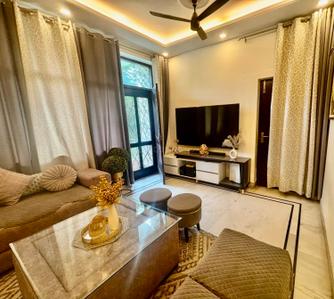 Living Room Image of 2700 Sq.ft 4 BHK Builder Floor for sale in Sector 52 Gurgaon for Rs. 25900000