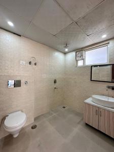 Image of 1250 Sq.ft 3 BHK Builder Floor for sale in Janakpuri, New Delhi for Rs. 20000000