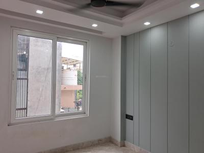 Bedroom Image of 1351 Sq.ft 3 BHK Builder Floor for sale in Paschim Vihar New Delhi for Rs. 29000000