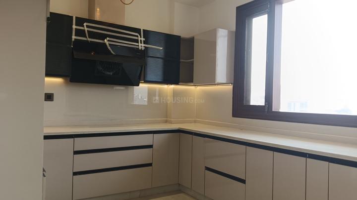 Paramount Luxury Golf Course Extension Main Image 1