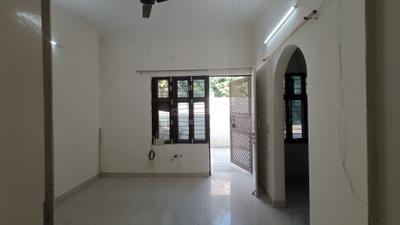 Living Room Image of 1440 Sq.ft 1 BHK Independent House for rent in Sector 46 Gurgaon for Rs. 23500
