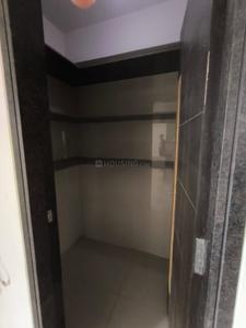 Bathroom Image of 1609 Sq.ft 3 BHK Apartment / Flat for rent in Happy Home Nakshatra Nebula, Rander Surat for Rs. 21000