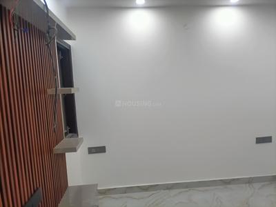 Bedroom Image of 900 Sq.ft 2 BHK Builder Floor for sale in Krishna Nagar New Delhi for Rs. 12000000