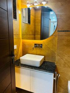 Bathroom Image of 1800 Sq.ft 3 BHK Builder Floor for rent in South City Floors 1, Sector 41 Gurgaon for Rs. 85000