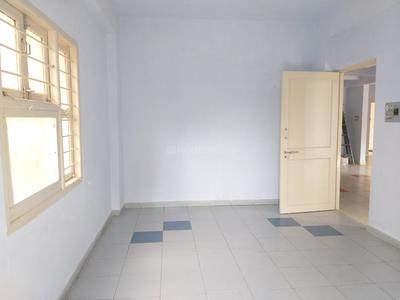 Bedroom Image of 1200 Sq.ft 2 BHK Apartment / Flat for rent in Prahlad Nagar Ahmedabad for Rs. 17000