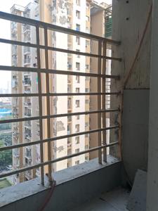 Bedroom Two Image of 825 Sq.ft 2 BHK Apartment / Flat for sale in Paras Tierea, Sector 137 Noida for Rs. 7200000