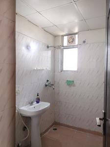 Common Bathroom Image of 1268 Sq.ft 2 BHK Apartment / Flat for rent in Piyush Heights, Sector 89 Faridabad for Rs. 26500