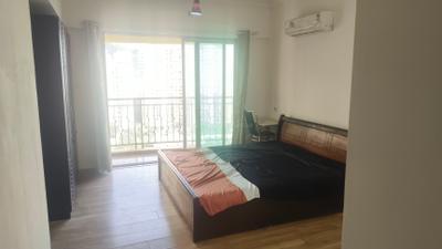 Bedroom Image of 1050 Sq.ft 3 BHK Apartment / Flat for rent in Nahar Yarrow Yucca Vinca, Powai Mumbai for Rs. 107000