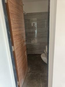 Bathroom Image of 380 Sq.ft 1 BHK Apartment / Flat for sale in Vaibhavlakshmi, Vikhroli East Mumbai for Rs. 8500000