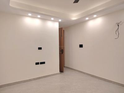 Bedroom Image of 1700 Sq.ft 3 BHK Apartment / Flat for rent in Freedom Fighters Enclave New Delhi for Rs. 45000