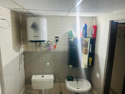 Bathroom Image of 543 Sq.ft 2 BHK Apartment / Flat for sale in Signature Global Orchard Avenue , Sector 93 Gurgaon for Rs. 6500000