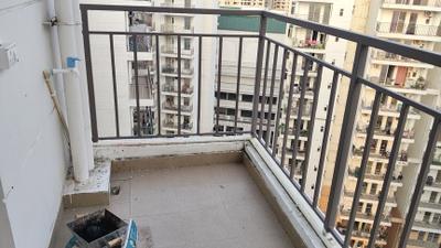 Balcony Image of 900 Sq.ft 3 BHK Apartment / Flat for rent in ROF Amaltas, Sector 92 Gurgaon for Rs. 22199