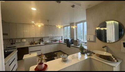 Kitchen Image of 4700 Sq.ft 4 BHK Duplex for sale in Royal Apartment, Sigma IV Greater Noida for Rs. 46000000