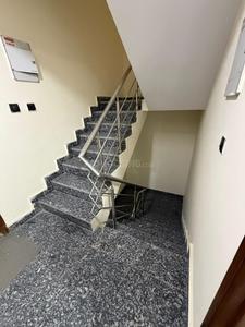 Image of 980 Sq.ft 3 BHK Apartment / Flat for rent in Chhattarpur, New Delhi for Rs. 30000