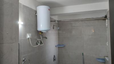 Bathroom Image of 685 Sq.ft 1 BHK Apartment / Flat for sale in Sunworld Arista, Sector 168 Noida for Rs. 8500000