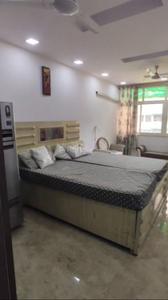 Bedroom Image of 950 Sq.ft 2 BHK Apartment / Flat for sale in Meena Apartments, Patparganj New Delhi for Rs. 15000000