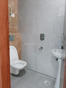 Bathroom Image of 1100 Sq.ft 2 BHK Apartment / Flat for sale in SAP Homes, Sector 49 Noida for Rs. 4650000
