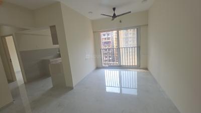 Living Room Image of 518 Sq.ft 1 BHK Apartment / Flat for rent in Swastik Platinum, Vikhroli East Mumbai for Rs. 48000