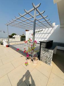Image of 8000 Sq.ft 6 BHK Independent House for sale in Sector 43, Gurgaon for Rs. 120000000