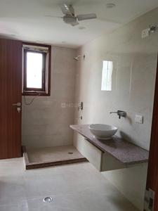 Image of 3000 Sq.ft 3 BHK Builder Floor for sale in Defence Colony, New Delhi for Rs. 95000000